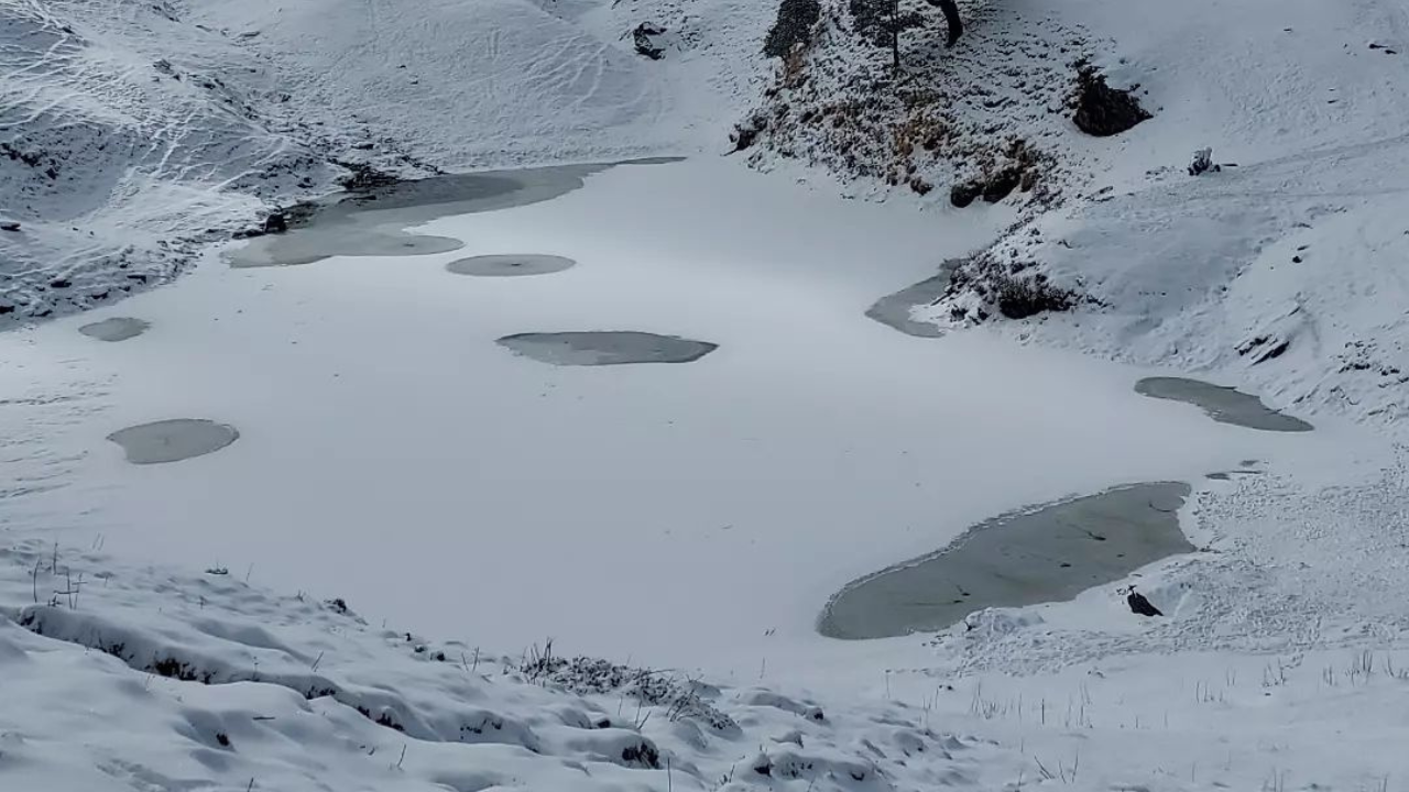 How to reach Brahmatal Lake Image credit: Unsplash