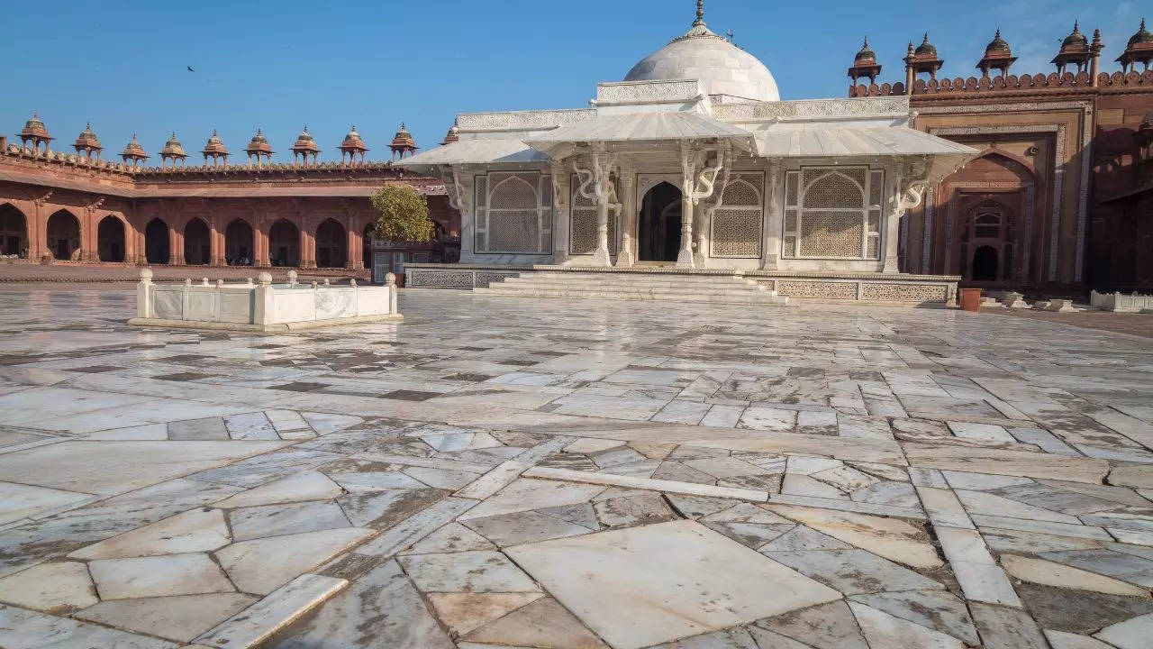 Salim Chishti's Dargah in Sikri Credit Canva