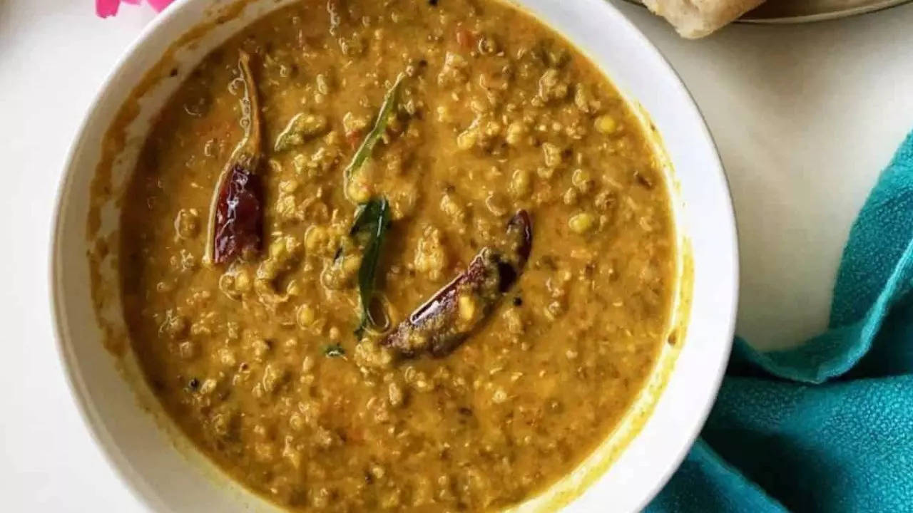 Cherupayar Lentil Curry