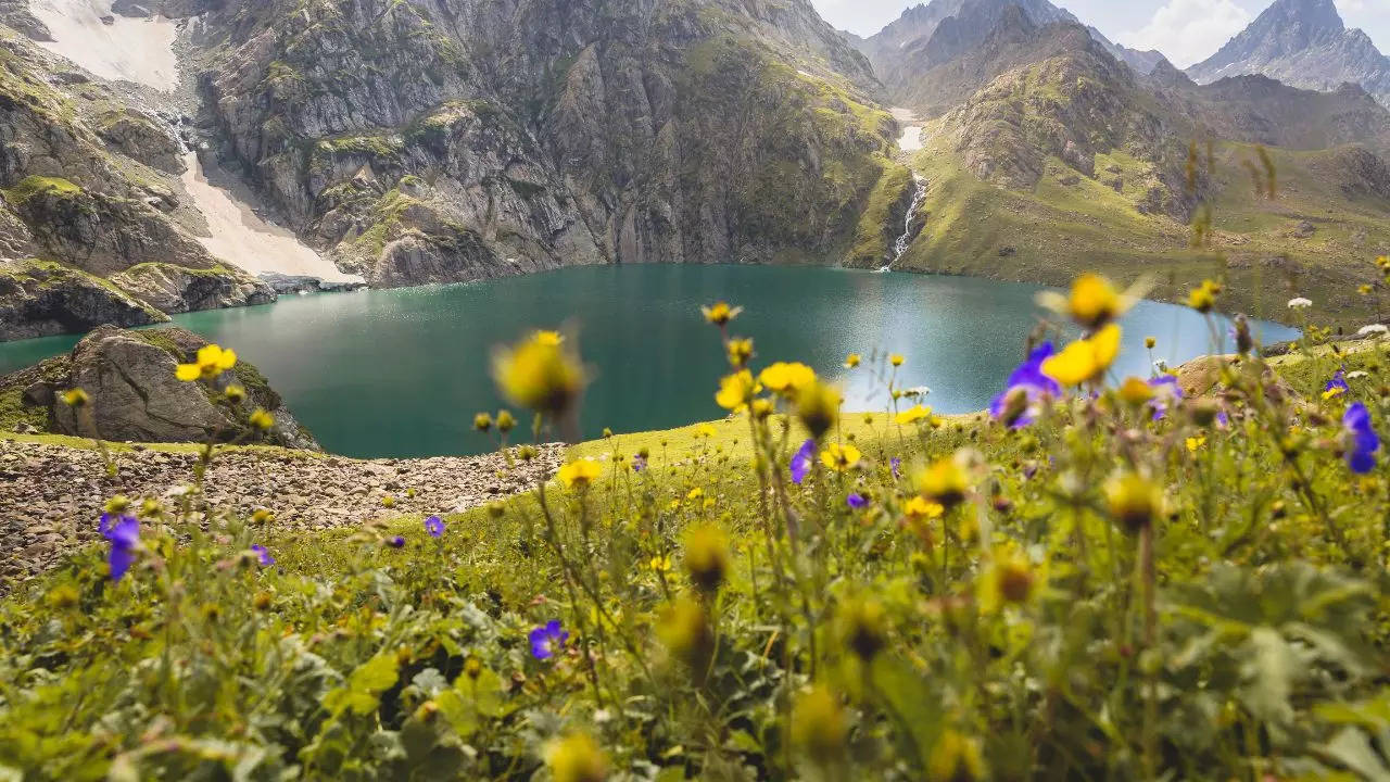 Trekking the Great Lakes of Kashmir Credit: Kashmir Canva