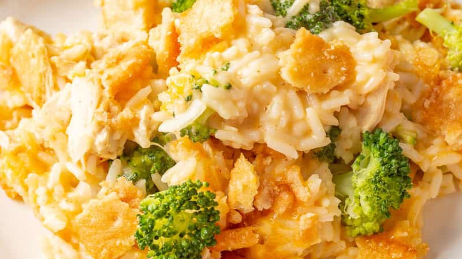 Easy Cheesy Chicken, Broccoli and Rice Casserole 