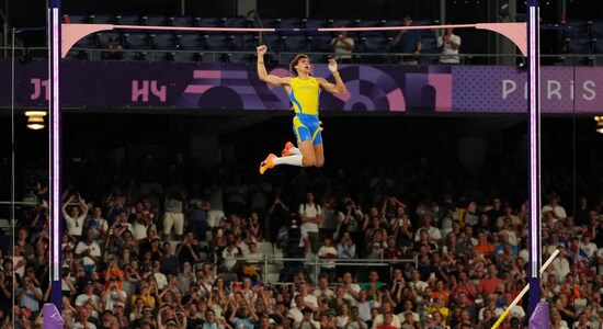 Armando "World" Duplantis won the gold medal in the men's pole vault. 