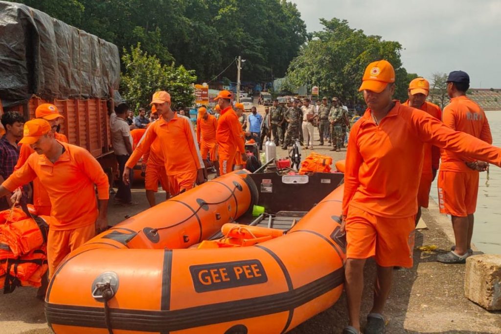 NDRF search operation at Chandil dam 1