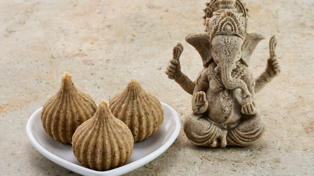 Modak of dates and dried fruits