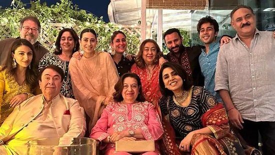 Kareena Kapoor and Saif Ali Khan with the Kapoor family. (File photo)