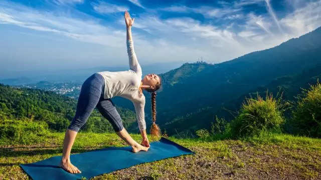 Utthita Trikonasana