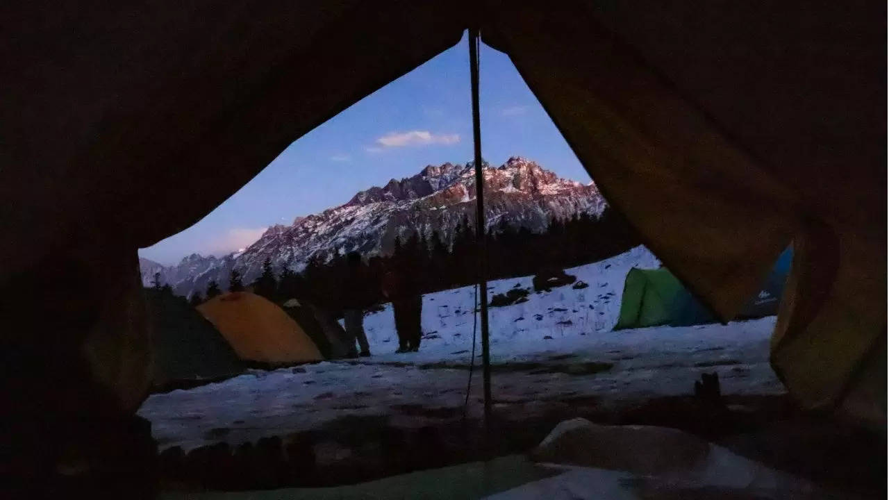 Camping on the way to Kuari Pass Credit Canva