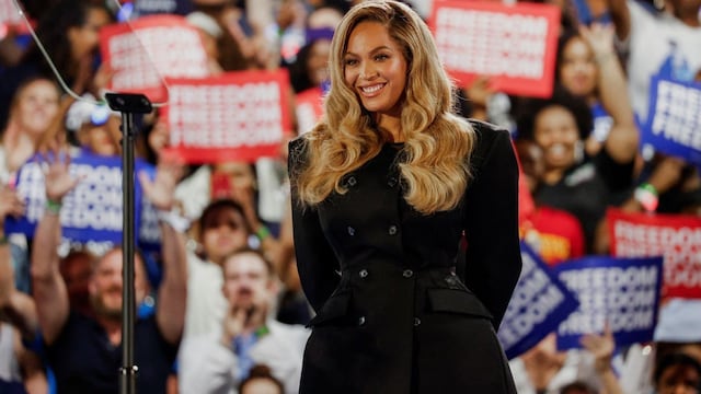 Beyoncé at the Kamala Harris rally./Reuters