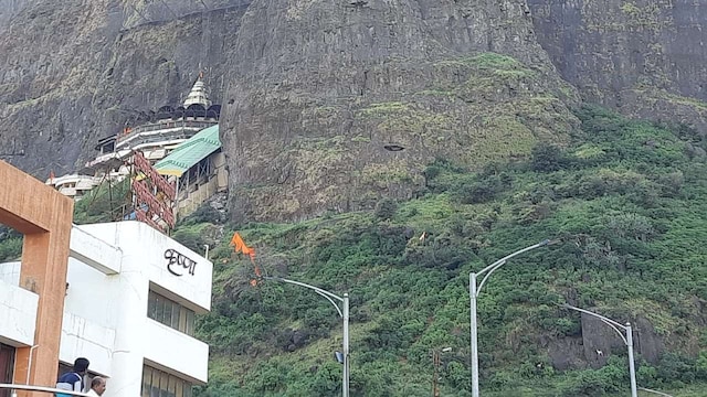 Saptashrungi, Maharashtra: Saptashrungi temple is located atop a hill and is dedicated to Goddess Saptashrungi, attracting pilgrims with its stunning views. The temple is an important site for those seeking spiritual solace and divine blessings.